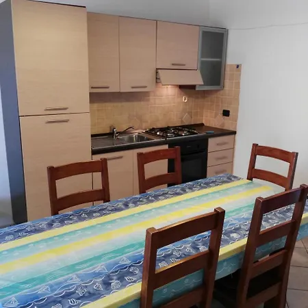 Bright Three-room On The Ground Floor Apartman